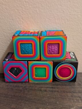 BRAND NEW Teanie Assorted Needoh Squishy (Set Of 5)